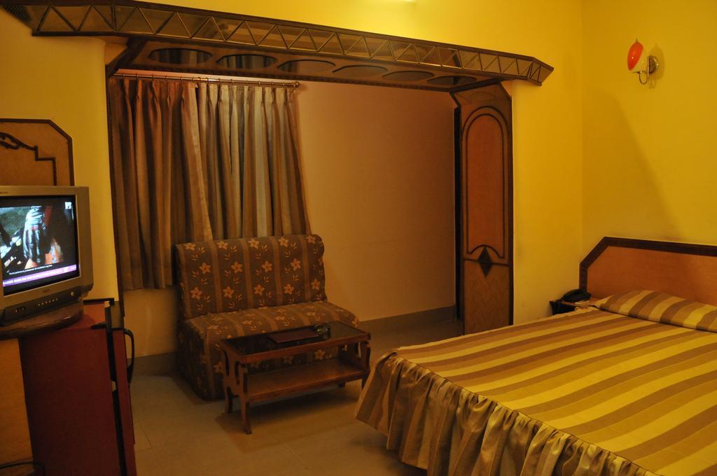Hotel Heera Kalkata Pokoj fotografie